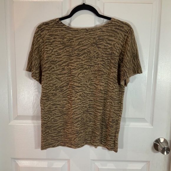 Liz Claiborne 2 Piece Faux Fur Animal Print Shirt Cardigan Size Large - Picture 6 of 9